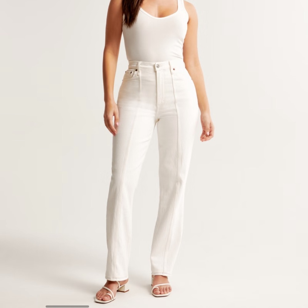 Abercrombie Curve Love Ultra High Rise 90s Straight Jean